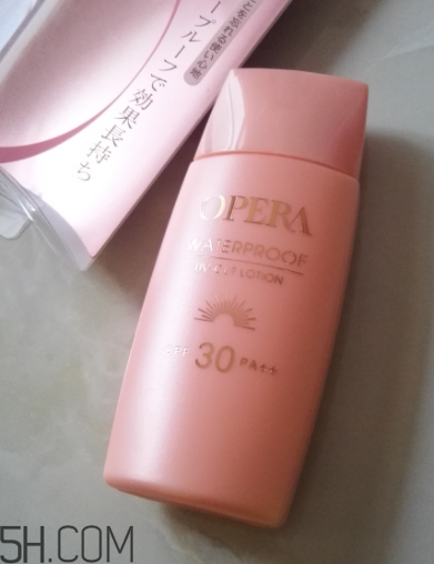 Opera防曬霜防水嗎？Opera防曬霜防汗嗎？