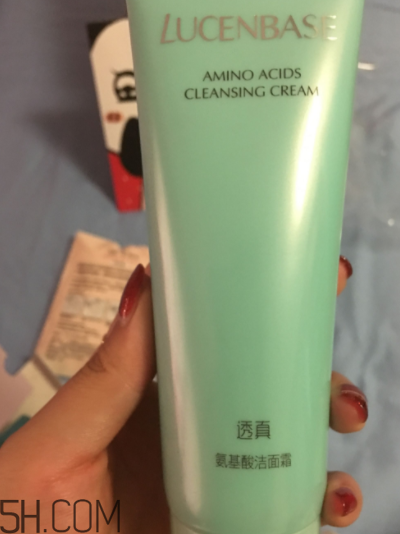透真氨基酸潔面霜過(guò)敏嗎？透真氨基酸潔面霜適合敏感肌嗎？