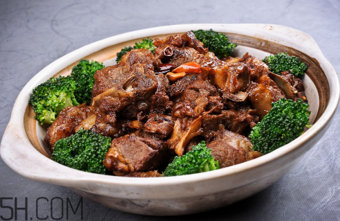 羊肉和土豆可以一起吃嗎？吃羊肉可以吃土豆嗎？