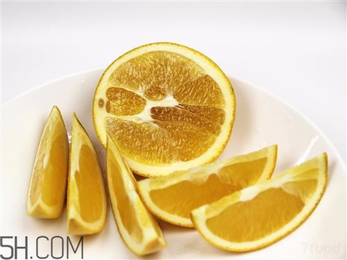 柿子和橙子能一起吃嗎？吃完橙子可以吃柿子嗎？