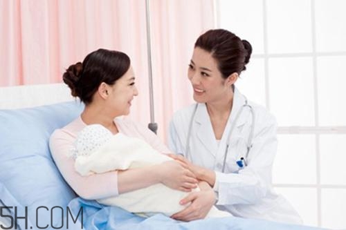 順產(chǎn)時吃什么補充體力？生孩子時可以吃東西嗎？