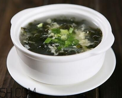 海苔和紫菜哪個(gè)更養(yǎng)生？海苔是紫菜的華麗轉(zhuǎn)身？