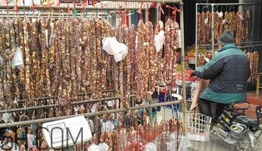 吃香腸與乳腺癌有必然聯(lián)系嗎？為了不患癌還是少吃為妙