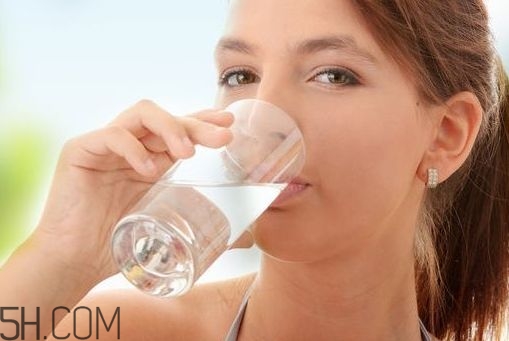 喝水可以美容嗎？喝水美容5大常識