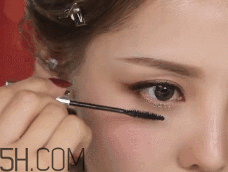 V型眼線怎么畫？V型眼線畫好美到冒泡