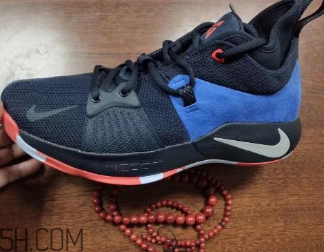 nike pg 2 okc保羅二代戰(zhàn)靴實(shí)物什么樣？