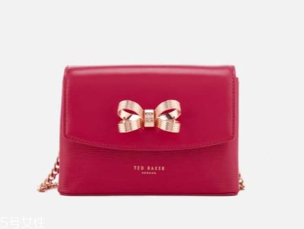ted baker包包質(zhì)量好嗎？少女感爆棚的輕奢品牌