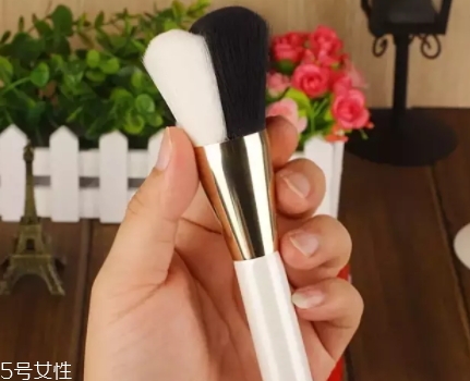 高光刷哪個(gè)牌子好？好用到哭的高光刷