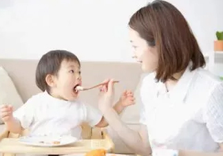 一歲以內(nèi)的寶寶不能吃什么？醬油等常見食物不能吃