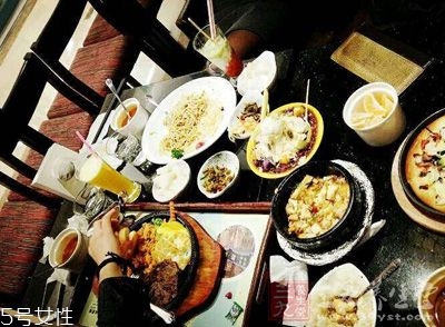 女人常吃哪些食物能滋陰補(bǔ)血？五大滋陰補(bǔ)血圣品