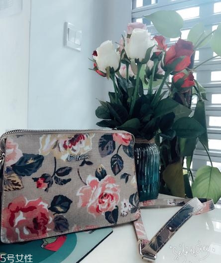 cath kidston什么檔次？英國復(fù)古摩登品牌
