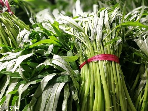 如何洗凈空心菜上殘留農(nóng)藥？四大清洗方法