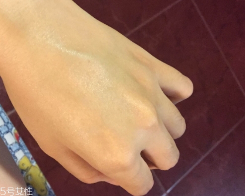 自然堂面霜效果怎么樣？秋冬補(bǔ)水從一款面霜開始