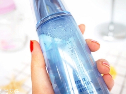自然堂爽膚水怎么樣？看看是不是含酒精