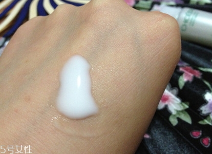 自然堂乳液多少錢一瓶？看看各個(gè)系列的報(bào)價(jià)