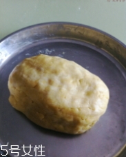 炸油角的面怎么和？用生面還是燙面你知道嗎？