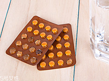 葉酸和鈣片可以同時吃嗎？葉酸和鈣片同吃無害