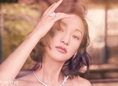 毛孔粗大用什么底妝好？不良的生活習(xí)慣也會導(dǎo)致毛孔粗大