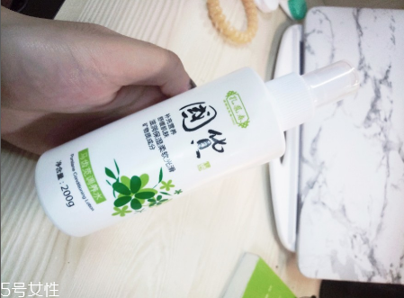 孔鳳春爽膚水好用嗎？有150多年的歷史的牌子