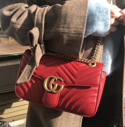 gucci包包多少錢？女人都對它欲罷不能