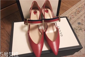 gucci鞋子偏大嗎？全球時尚博主都在瘋搶這款鞋