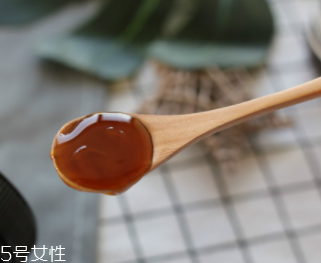 麥盧卡蜂蜜有什么驚人功能？內(nèi)服外敷功能強(qiáng)大