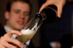 喝酒致癌的真相是什么？乙醛致癌太可怕