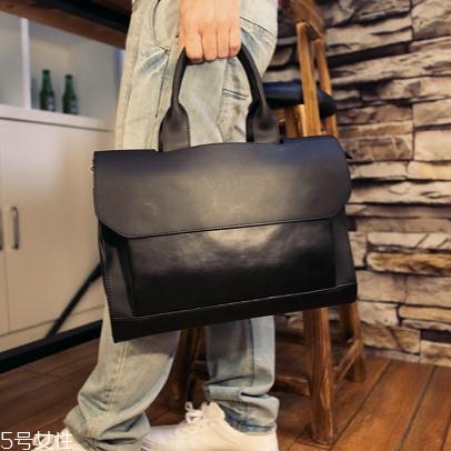 瘋馬皮怎么保養(yǎng)？這樣保養(yǎng)可以用一輩子