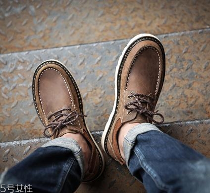 保養(yǎng)瘋馬皮用什么油？硬漢氣質(zhì)盡顯