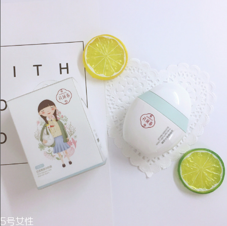 孔鳳春輕透素顏水粉霜好用嗎？國(guó)貨平價(jià)彩妝底妝