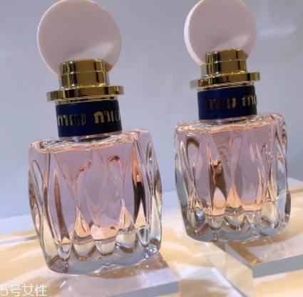 miumiu2018粉色香水好聞嗎？和舊款香水哪個更好聞