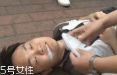 癲癇發(fā)作時怎么辦？讓他安靜地做一個抽搐的患者