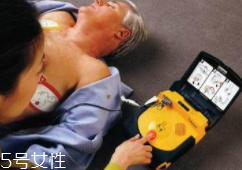 人心臟驟停后還能活嗎？救治及時(shí)生還希望大