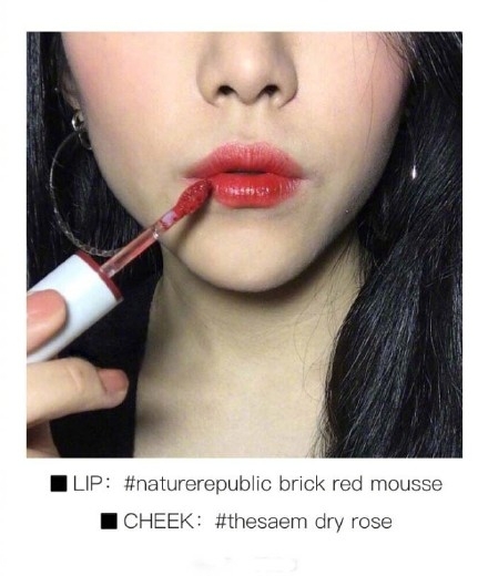 暖色系腮紅適合什么人群？黃皮女生口紅腮紅搭配