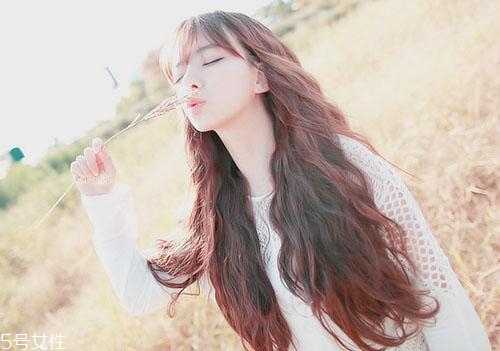 脖子后面有痣好嗎？激光冷凍祛痣易導(dǎo)致癌變