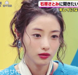 2018開年爆款色莓果紫，怎么涂更美？