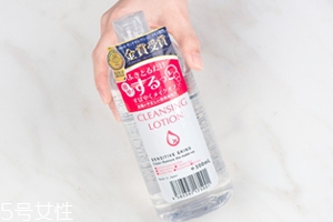 卸妝水凍住了還可以用嗎？怎么化凍卸妝水最合適