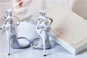 rene caovilla是奢侈品嗎？美到讓人產(chǎn)生錯(cuò)覺