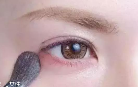 兔子腮紅怎么畫才可愛？中年少女必備腮紅畫技