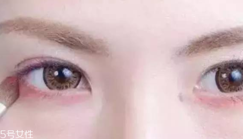 兔子腮紅怎么畫才可愛？中年少女必備腮紅畫技