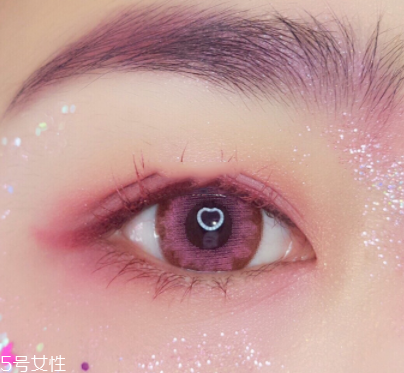 兔子腮紅怎么畫才可愛？中年少女必備腮紅畫技