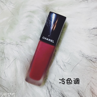 香奈兒炫亮魅力印記唇釉哪個色號好看？質感超棒