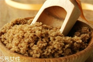 赤砂糖就是紅糖嗎？教你辨別真假紅糖