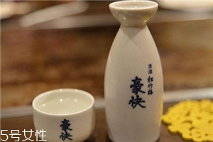 白酒要醒嗎？這些酒需要醒酒