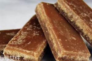 阿膠可以和紅糖一起吃嗎？煮紅糖水要放多少紅糖？