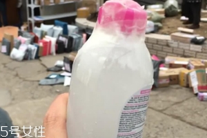 網(wǎng)購卸妝水凍成冰坨，化妝品該怎么保存？