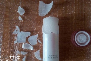 化妝品凍僵了還有效果嗎？美白產(chǎn)品別用了