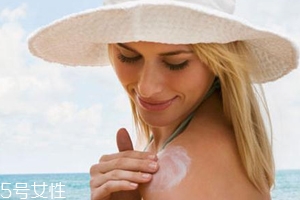 防曬霜每次最佳使用量是多少？多多益善