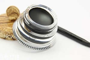 睫毛膏可以當(dāng)眼線嗎？畫眼線不成問題