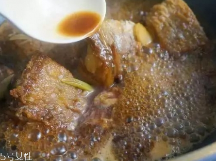如何燉魚好吃又簡單？最簡單的燉魚方法介紹